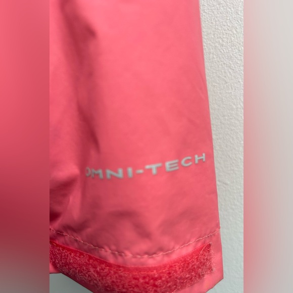 Columbia Omni tech size medium (10/12) pink rain jacket - Picture 4 of 5
